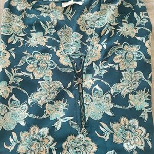 Maurices Short Sleeve Floral Top Size 2X